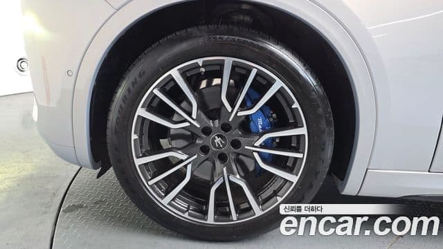 Maserati Grecale 2.0 AWD Modena, 2023 все фото
