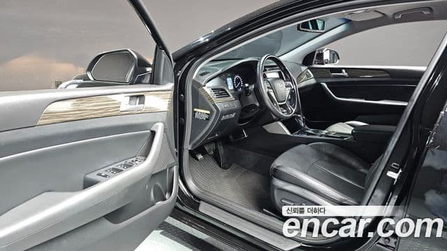 Hyundai LF Sonata 2.0 Smart, 2015 11