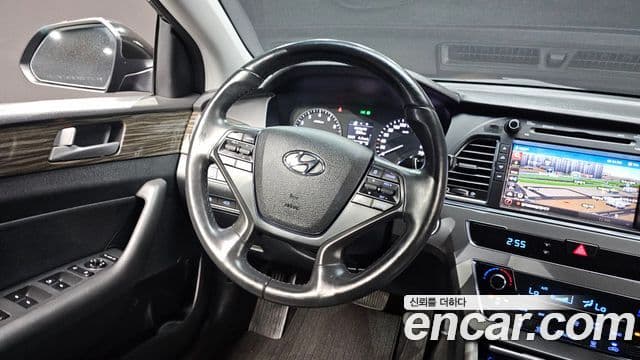 Hyundai LF Sonata 2.0 Smart, 2015 13