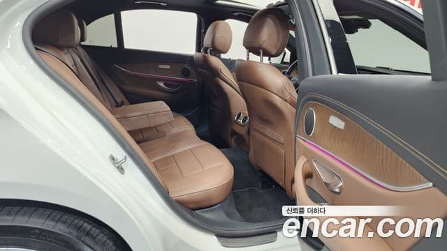 Mercedes-Benz E-класс W213 Exclusive, 2022 12