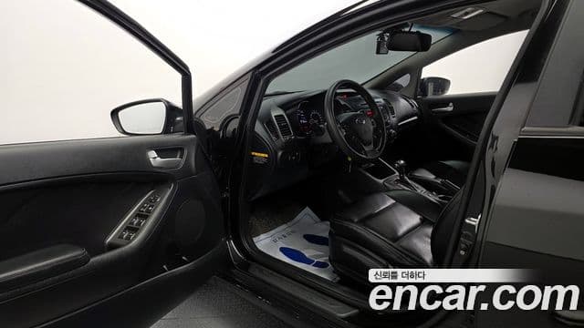 Kia K3 Deluxe, 2013 10