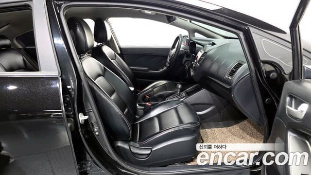 Kia K3 Deluxe, 2013 11