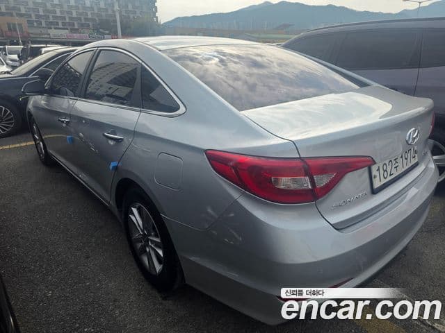 Hyundai LF Sonata Style, 2016 4