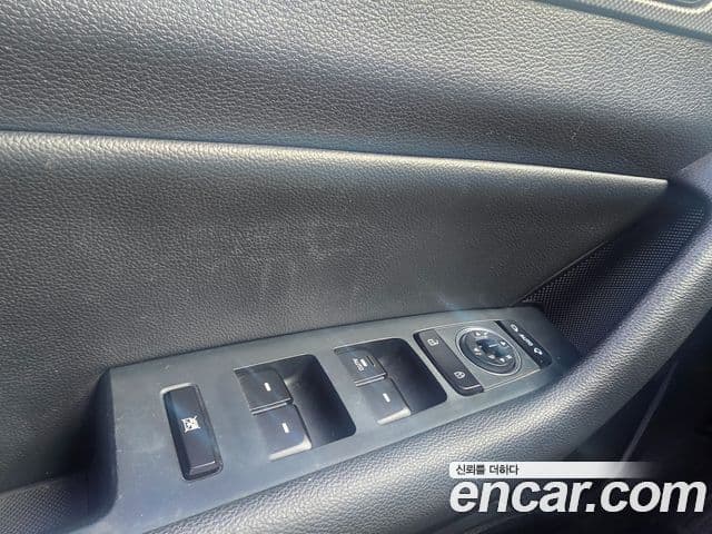 Hyundai LF Sonata Style, 2016 7