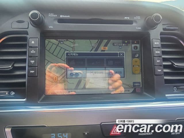 Hyundai LF Sonata Style, 2016 12