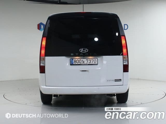 Hyundai Staria Modern, 2023 4