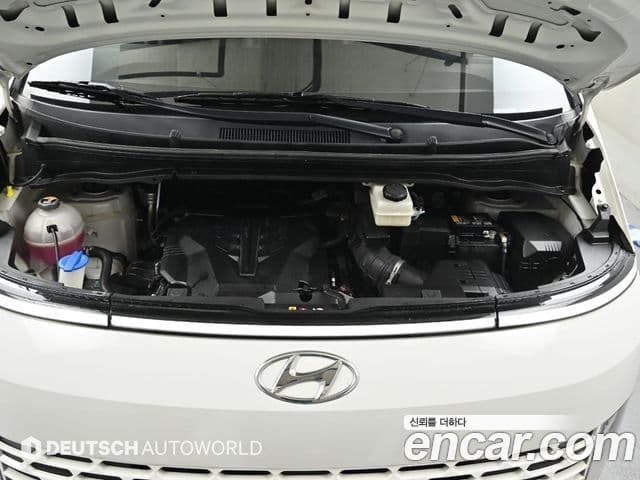 Hyundai Staria Modern, 2023 6