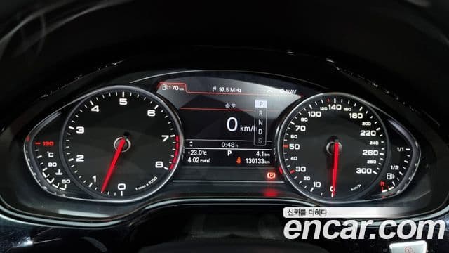 Audi New A8 D4, 2012 8