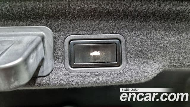 Audi New A8 D4, 2012 17