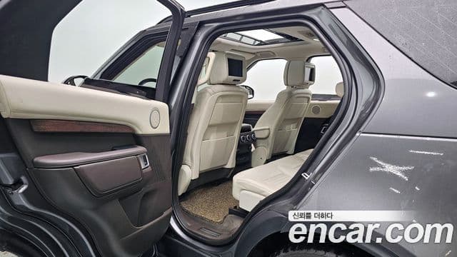 Land Rover Discovery 5 Luxury, 2017 12