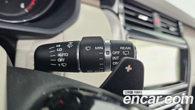 Land Rover Discovery 5 Luxury, 2017 16