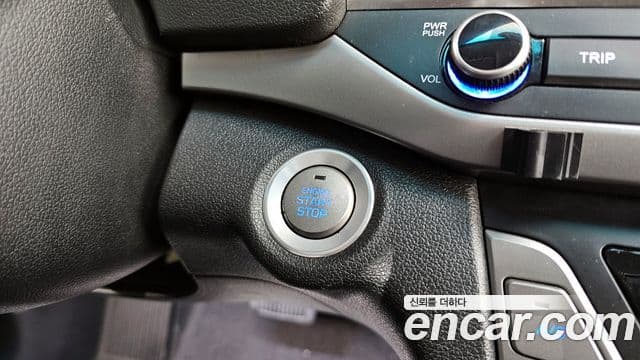 Hyundai Avante AD 1.6 e-VGT Smart, 2016 16