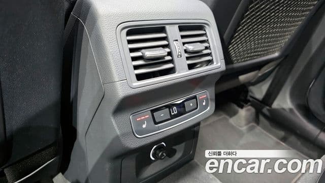 Audi Q5 (FY) Premium, 2020 18