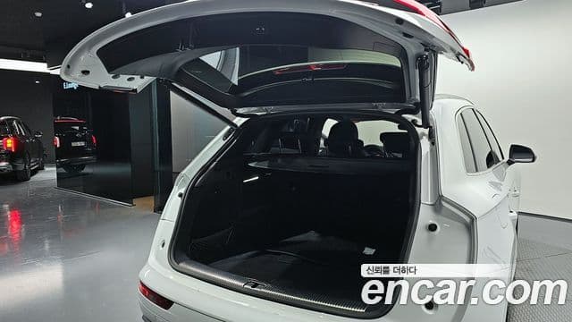 Audi Q5 (FY) Premium, 2020 20