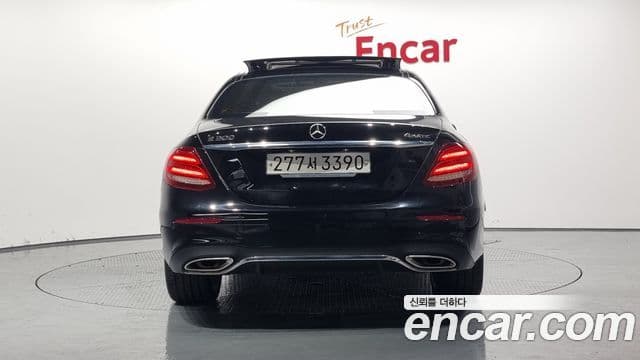 Mercedes-Benz E-класс W213 AMG Line, 2020 4