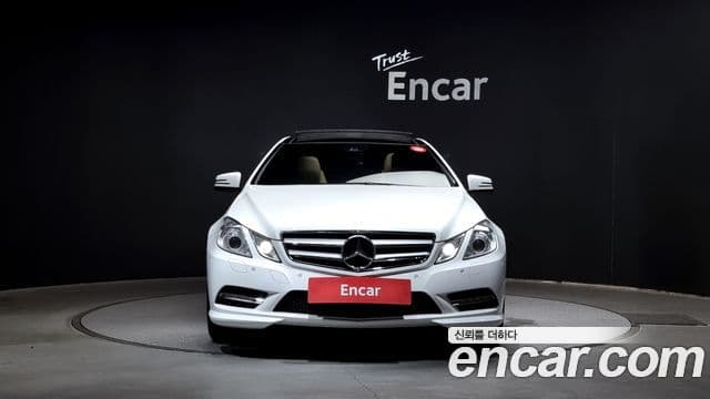 Mercedes-Benz E-класс W212 E350 купе, 2013 3