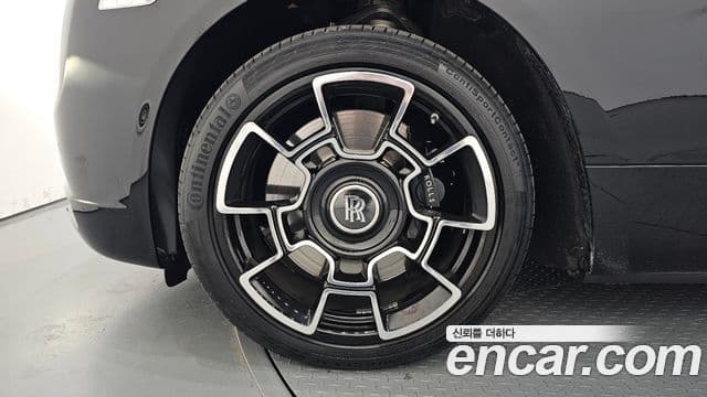 Rolls-Royce 던 6.6 V12 чёрный эмблема, badge, 2020 все фото