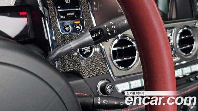 Rolls-Royce 던 6.6 V12 чёрный эмблема, badge, 2020 9