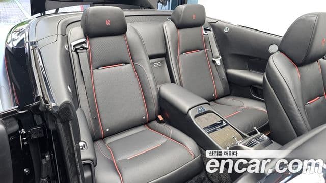 Rolls-Royce 던 6.6 V12 чёрный эмблема, badge, 2020 11