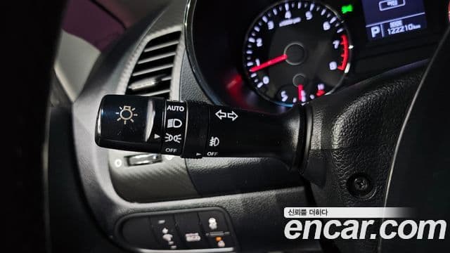 Kia K3 Trendy, 2013 10