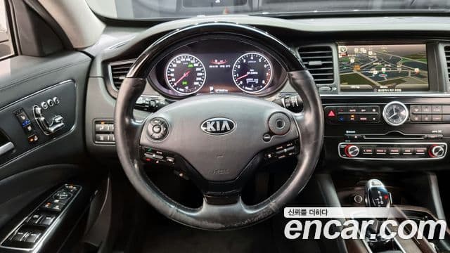 Kia K9 President, 2013 14