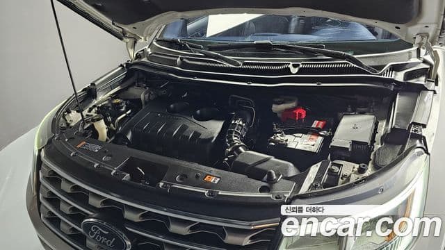 Ford Explorer 5세대, 2016 6