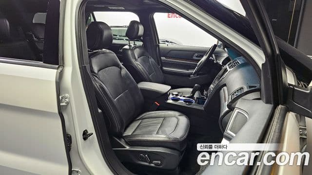 Ford Explorer 5세대, 2016 10