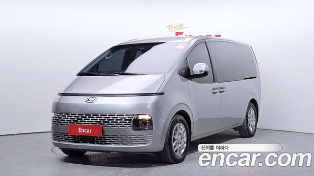 Hyundai Staria Modern, 2022 1
