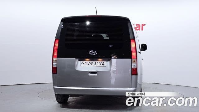 Hyundai Staria Modern, 2022 4