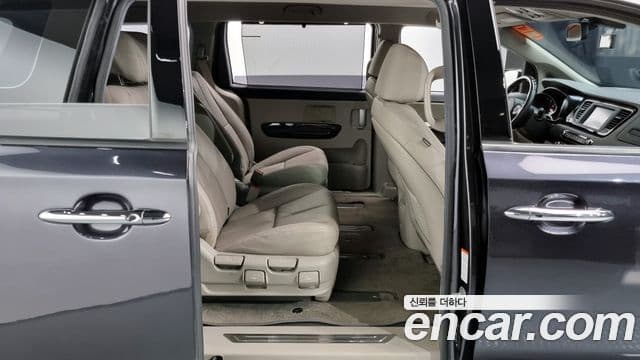 Kia The / новый New Carnival President, 2019 13