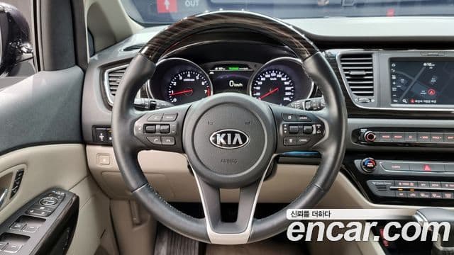 Kia The / новый New Carnival President, 2019 14