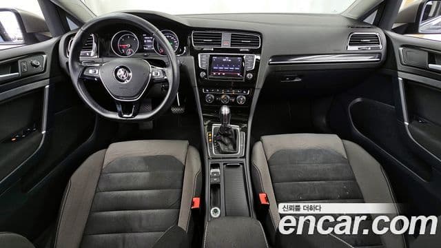 Volkswagen Гольф 7세대, 2013 7