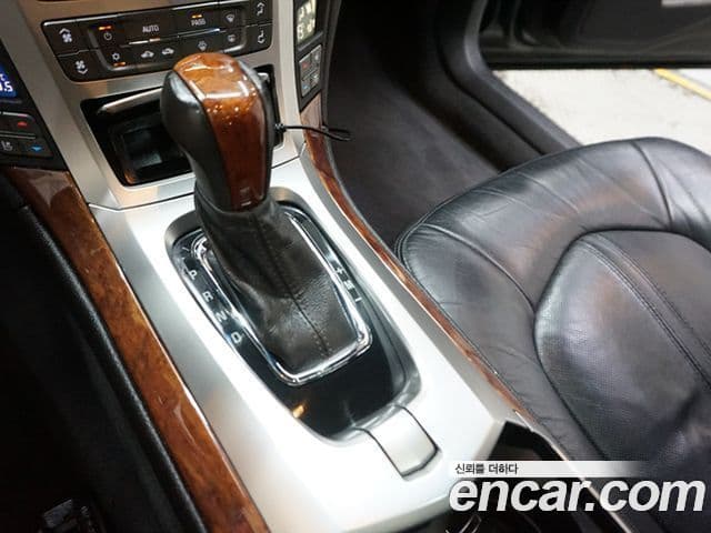 Cadillac CTS 2세대 Premium, 2009 10