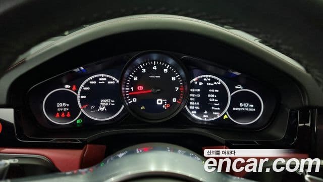 Porsche Cayenne (PO536) 3.0 купе Platinum Edition, 2023 8