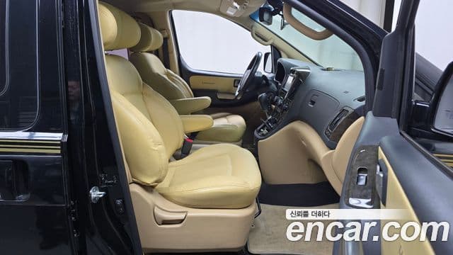 Hyundai Grand Starex 4WD лимузин, 2015 10