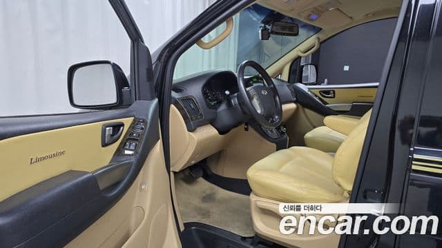 Hyundai Grand Starex 4WD лимузин, 2015 11