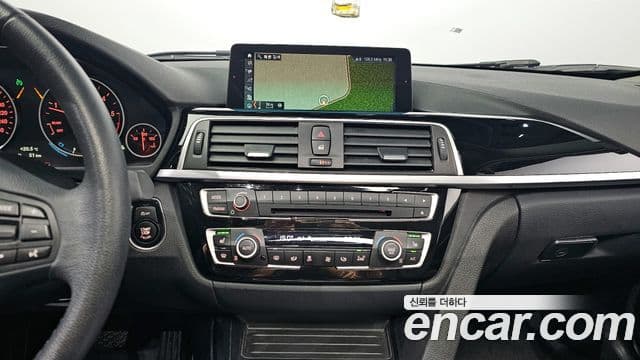 BMW 3시리즈 (F30), 2018 14