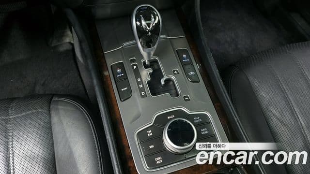Hyundai Equus(новый кузов / новое поколение) 5.0 экспортная версия, 2012 9