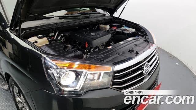 KG모빌리티(SsangYong) Korando 투리스모 4WD outdoor Edition 9인승, 2017 6