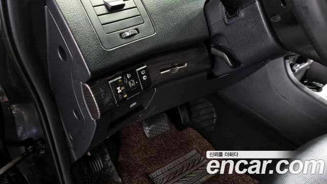 KG모빌리티(SsangYong) Korando 투리스모 4WD outdoor Edition 9인승, 2017 14