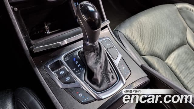 Hyundai Grandeur HG HG240 Modern Collection, 2017 9