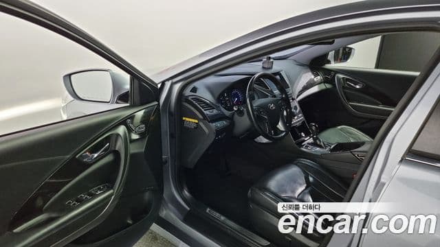 Hyundai Grandeur HG HG240 Modern Collection, 2017 11