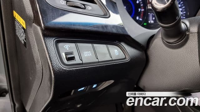 Hyundai Grandeur HG HG240 Modern Collection, 2017 13