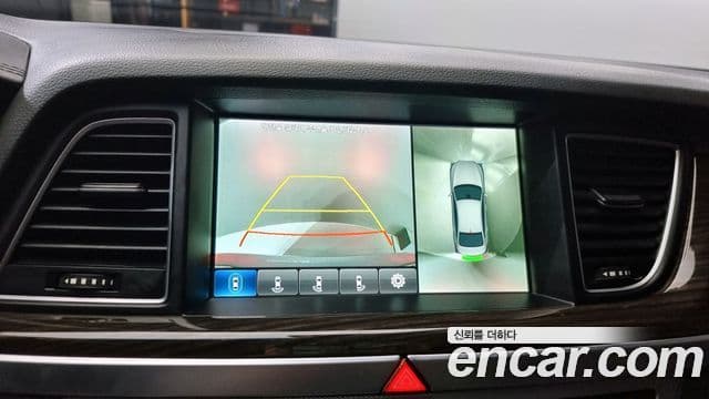 Genesis G80 Premium Luxury, 2017 16