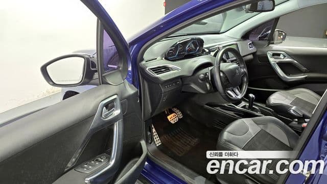 Peugeot 2008 1.6 e-HDi Allure, 2015 10