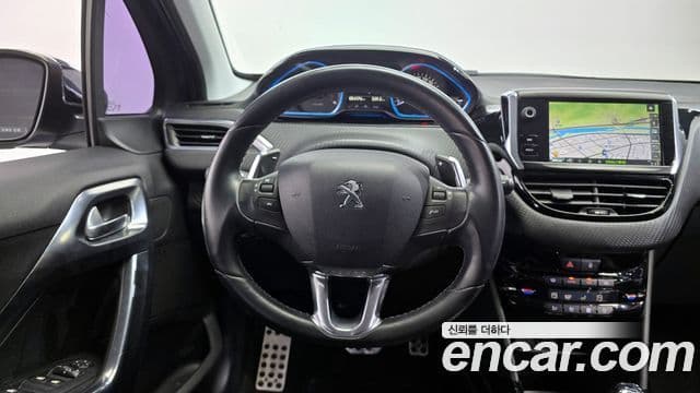 Peugeot 2008 1.6 e-HDi Allure, 2015 13