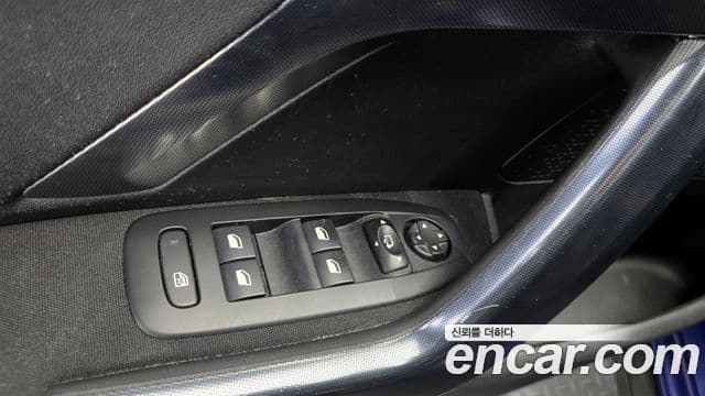 Peugeot 2008 1.6 e-HDi Allure, 2015 17