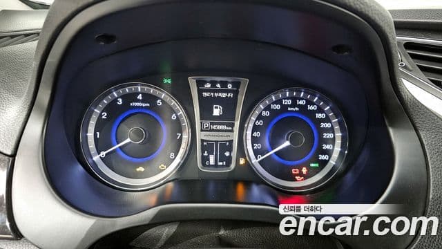 Hyundai Grandeur HG Modern, 2015 8