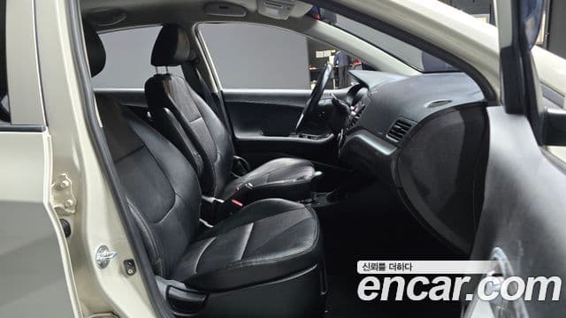 Kia All New Morning Luxury, 2014 10