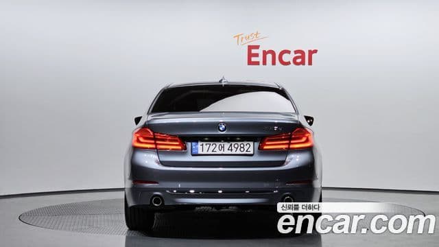BMW 5시리즈 (G30) 520d Luxury Special Edition, 2018 4